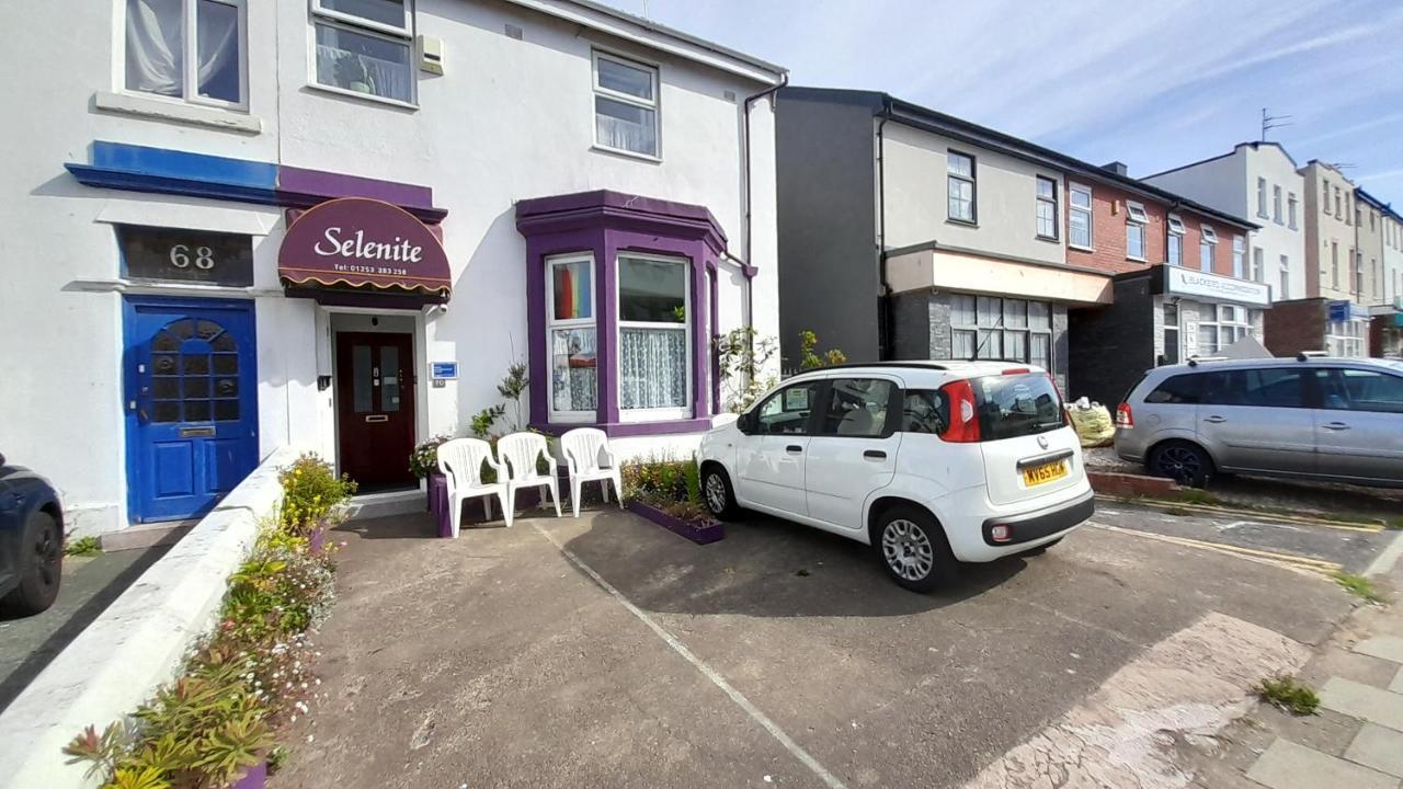 Selenite Guest house 2*