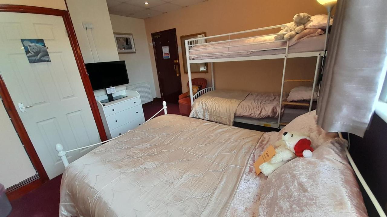 Selenite Guest house